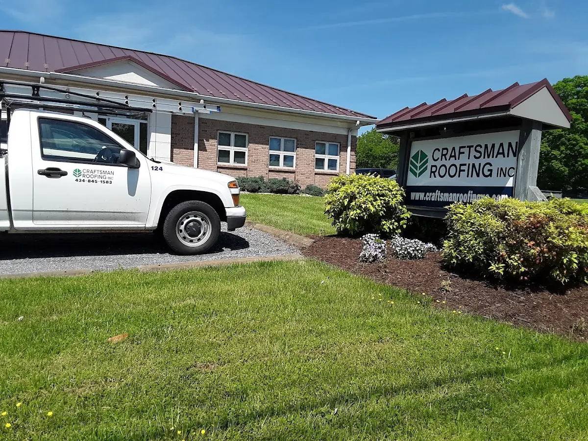 Quality Gutter & Downspout Repair by experienced craftsmen in Arlingotn Park